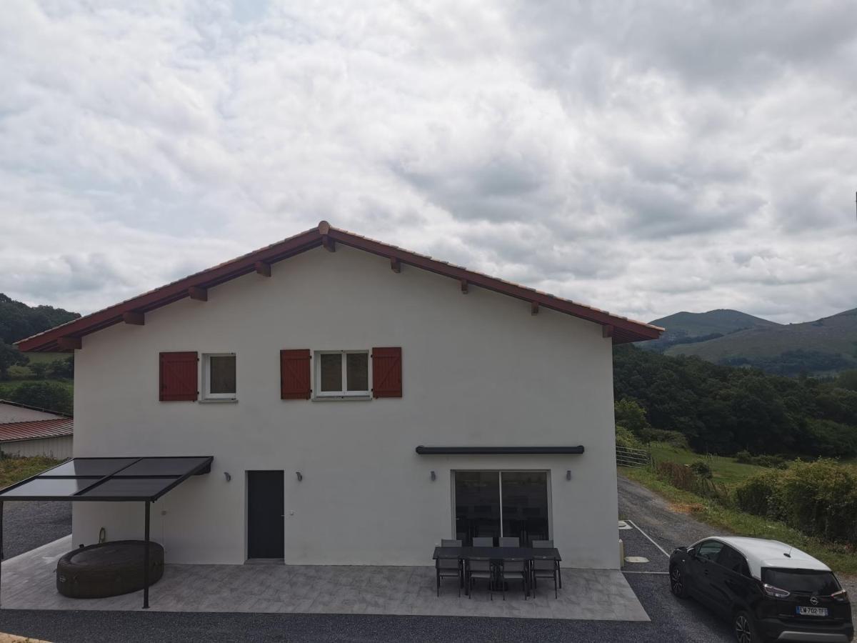 Maison Mitoyenne Au Coeur Du Pays Basque Saint-Esteben Extérieur photo